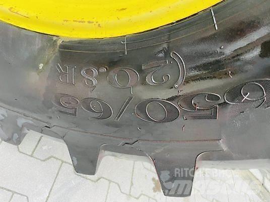 John Deere 6920 الجرارات