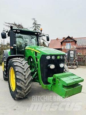 John Deere 8345R الجرارات