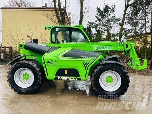 Merlo TF 42.7 156 مناولات متداخلة