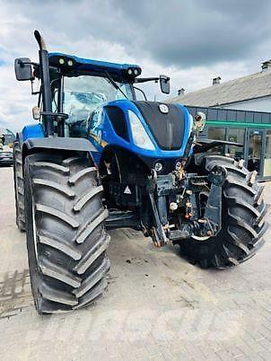 New Holland T7.230 الجرارات