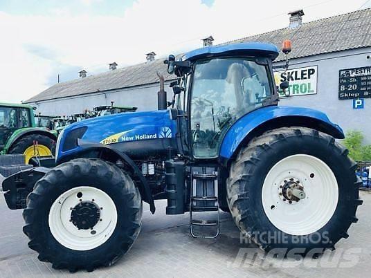 New Holland T7030 الجرارات