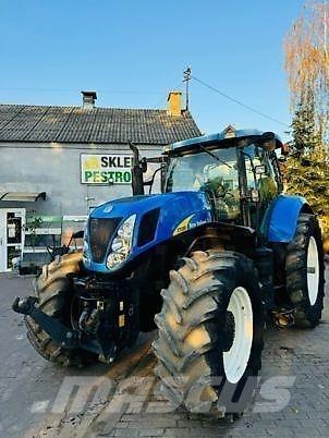 New Holland T7030 الجرارات