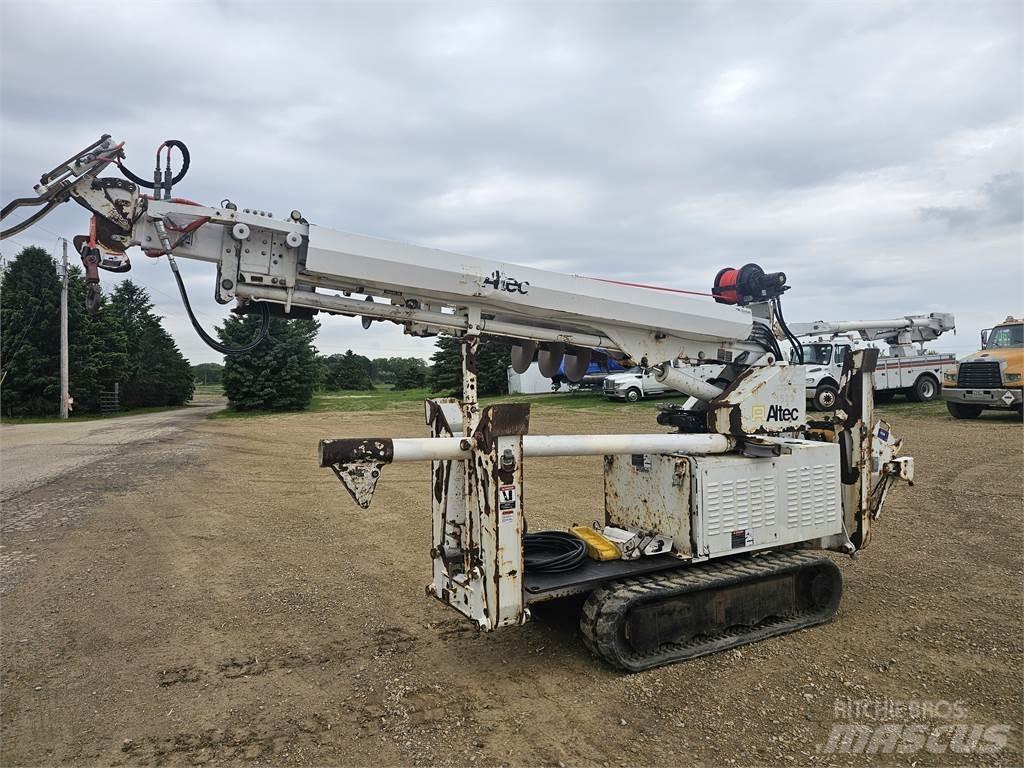 Altec DB37 رافعات ومنصات أخرى