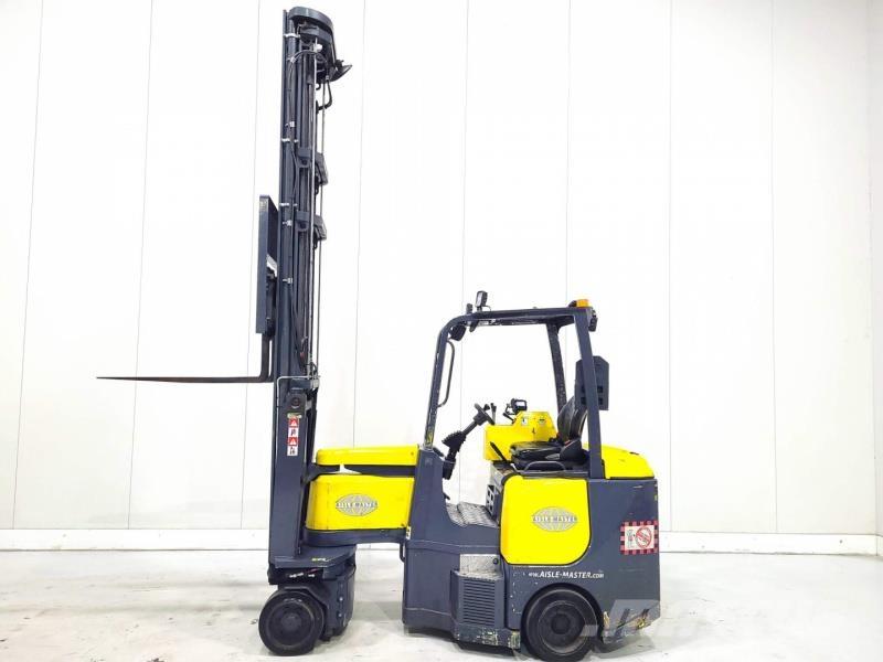 Aisle-Master 20SHE شاحنة الممرات الضيقة