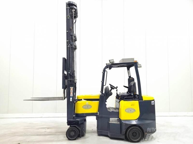 Aisle-Master 20WHE شاحنة الممرات الضيقة