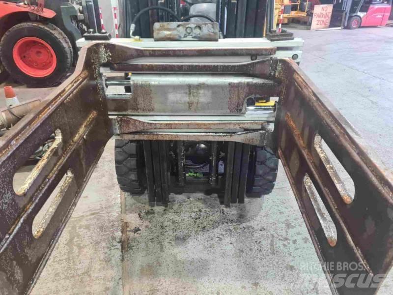 Cascade BALE CLAMP ملحقات ومكونات أخرى
