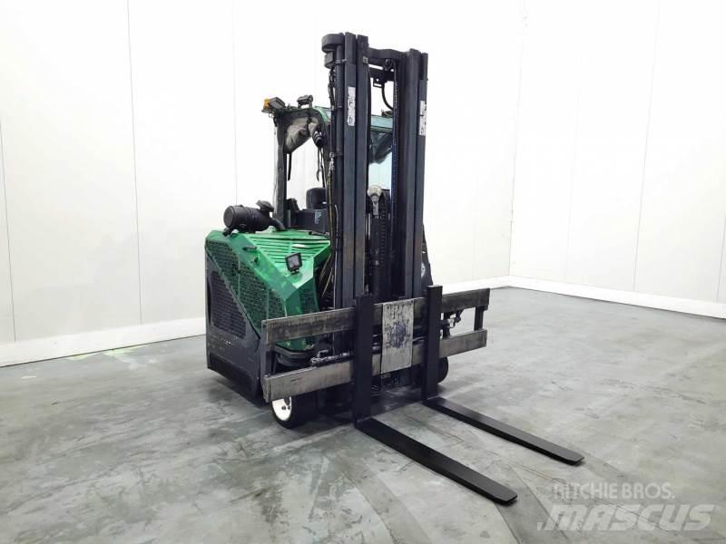 Combilift C3000 CB شاحنة المناولة رباعية الاتجاهات