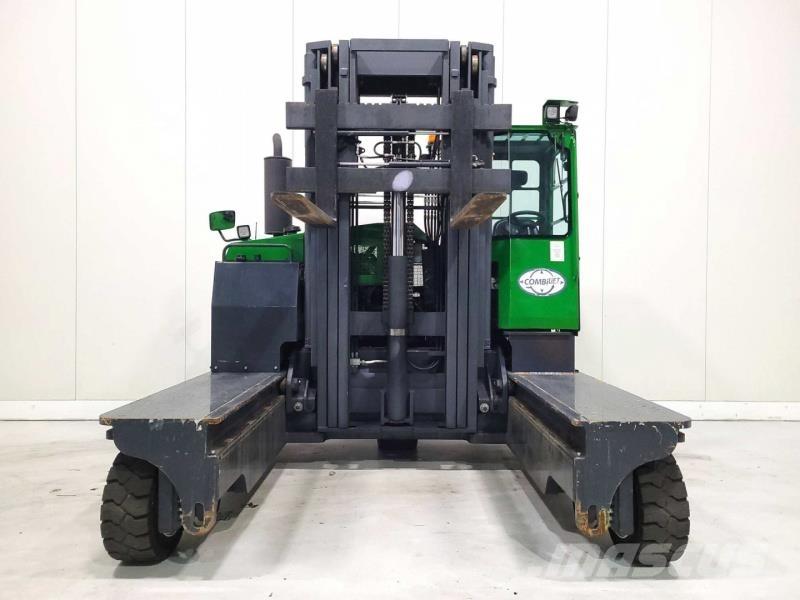 Combilift C8000 GAS شاحنة المناولة رباعية الاتجاهات