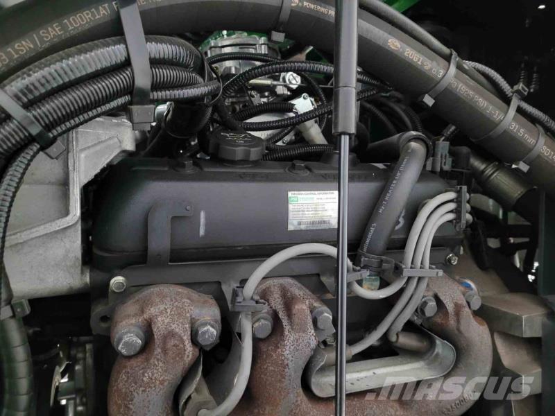 Combilift C8000 GAS شاحنة المناولة رباعية الاتجاهات