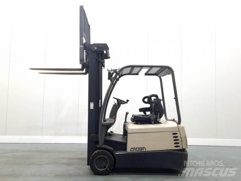 Crown SC3240-1.8 شاحنات ذات رافعات شوكية - أخرى