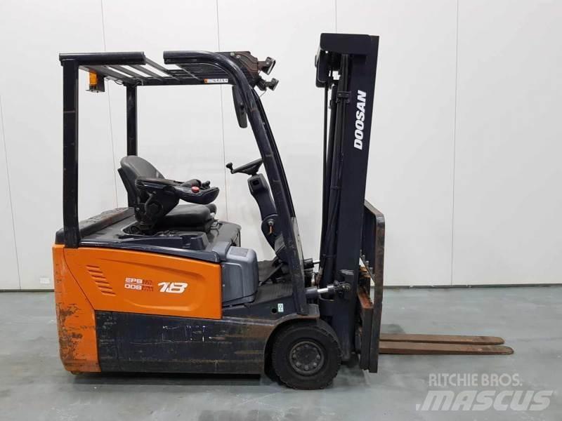 Doosan B18T-7 شاحنات ذات رافعات شوكية - أخرى
