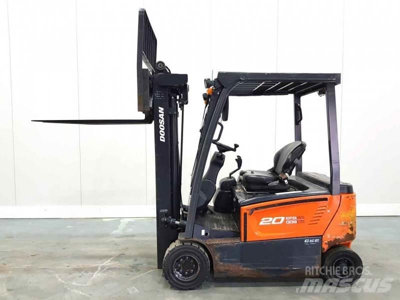 Doosan B20X-7 شاحنات ذات رافعات شوكية تعمل بالكهرباء