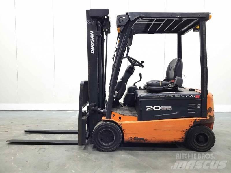 Doosan B20X-7 شاحنات ذات رافعات شوكية تعمل بالكهرباء