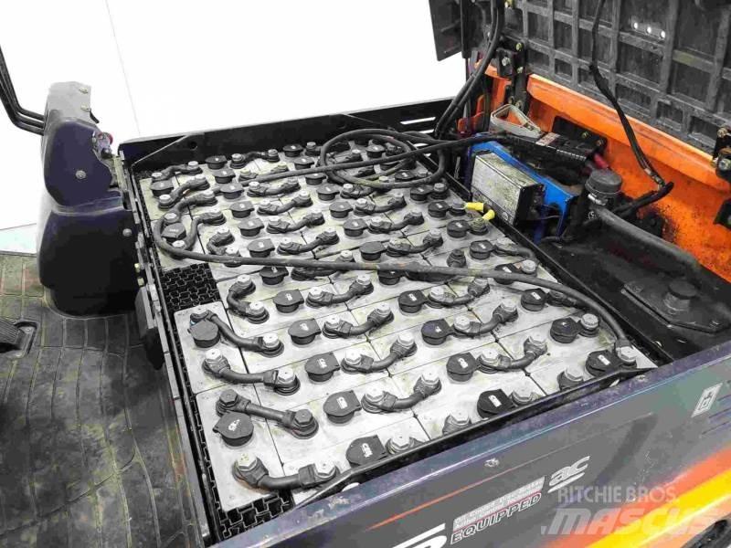 Doosan B25X-5 شاحنات ذات رافعات شوكية تعمل بالكهرباء