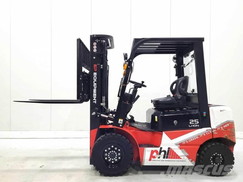 EP EFL252 410 HC شاحنات ذات رافعات شوكية تعمل بالكهرباء