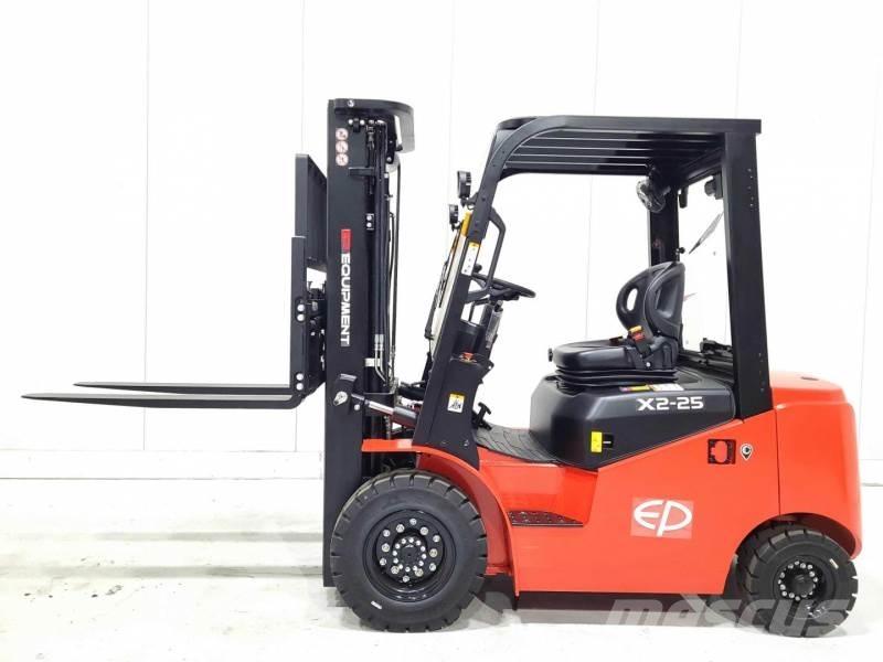 EP EFL252X2 150 HC شاحنات ذات رافعات شوكية تعمل بالكهرباء