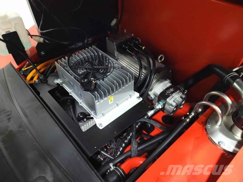 EP EFL252X2 150 HC شاحنات ذات رافعات شوكية تعمل بالكهرباء