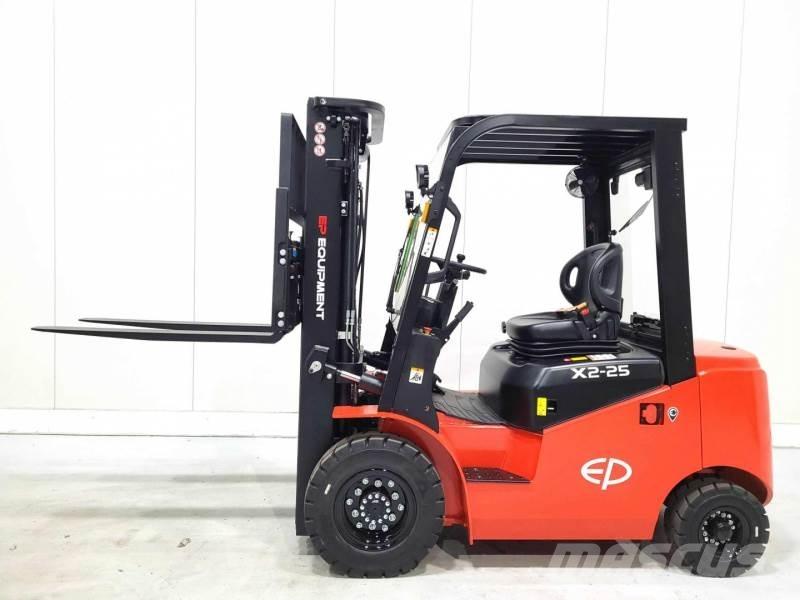 EP EFL252X2 HC 280 شاحنات ذات رافعات شوكية تعمل بالكهرباء