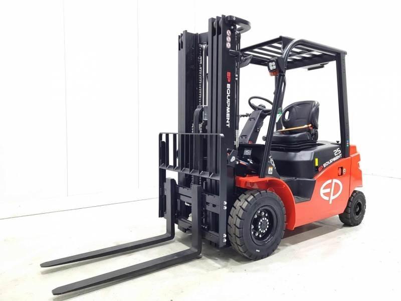 EP EFL253 280 NC شاحنات ذات رافعات شوكية تعمل بالكهرباء