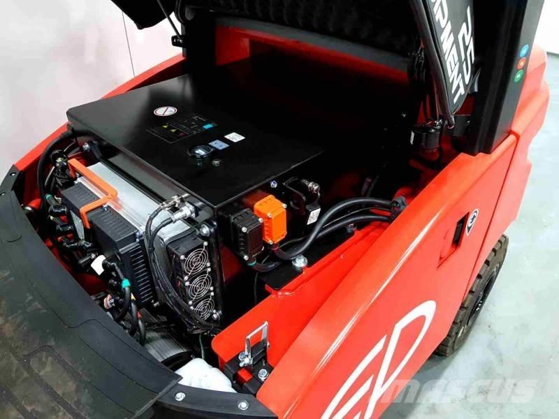 EP EFL253B 205 HC RENTAL شاحنات ذات رافعات شوكية تعمل بالكهرباء