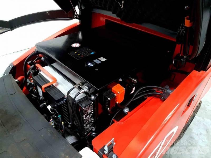 EP EFL303B 205 HC شاحنات ذات رافعات شوكية تعمل بالكهرباء