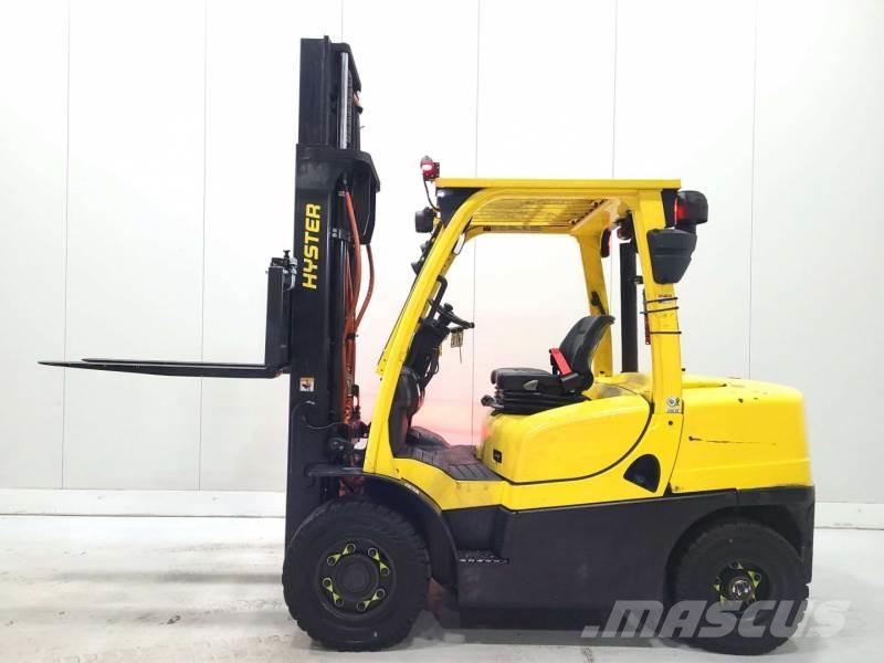 Hyster H4.0FT5 شاحنات الديزل