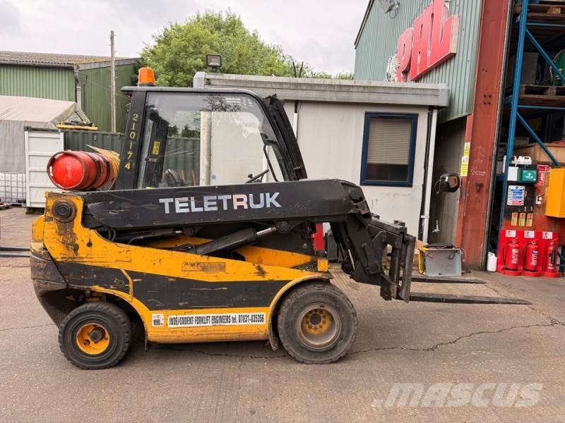 JCB TLT30G مناولات متداخلة