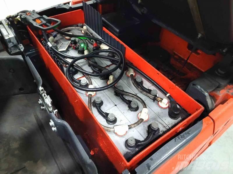 Linde E12-02 386 شاحنات ذات رافعات شوكية - أخرى