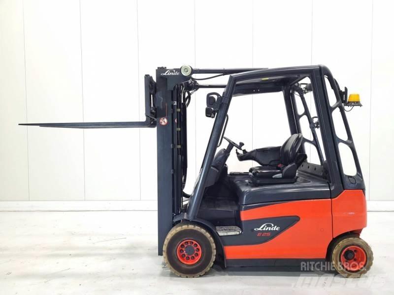 Linde E25-01 شاحنات ذات رافعات شوكية تعمل بالكهرباء