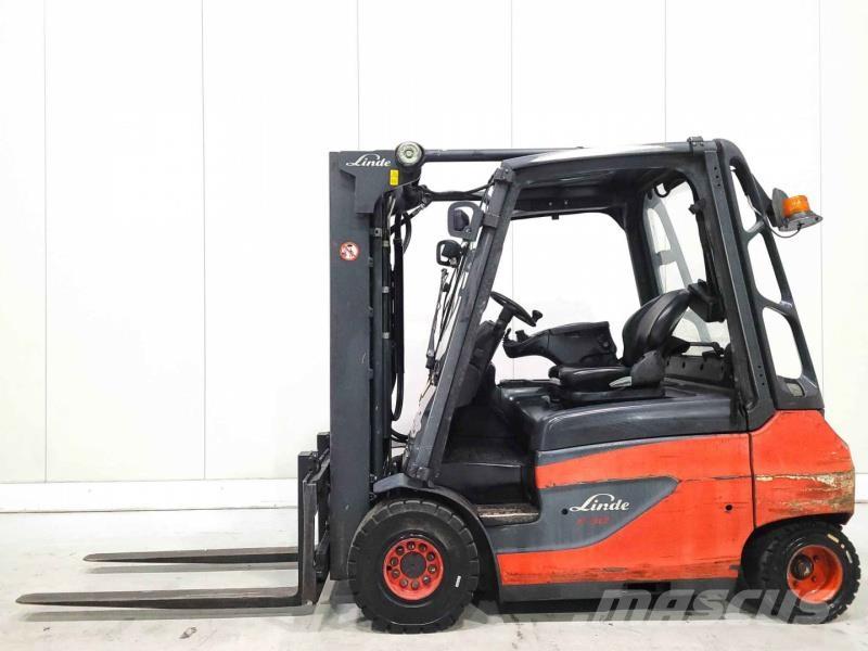 Linde E30-01 شاحنات ذات رافعات شوكية تعمل بالكهرباء