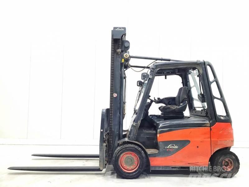 Linde E40 شاحنات ذات رافعات شوكية تعمل بالكهرباء