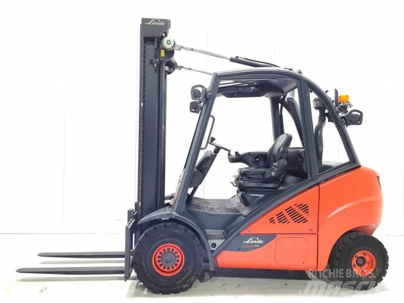 Linde H25D-02/600 شاحنات الديزل