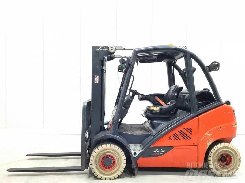 Linde H25T شاحنات LPG