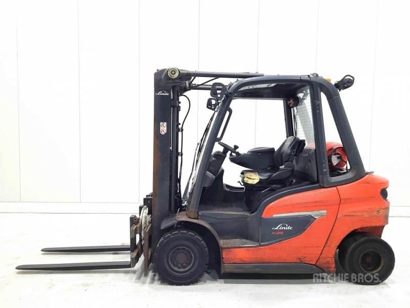Linde H25T-01 شاحنات LPG