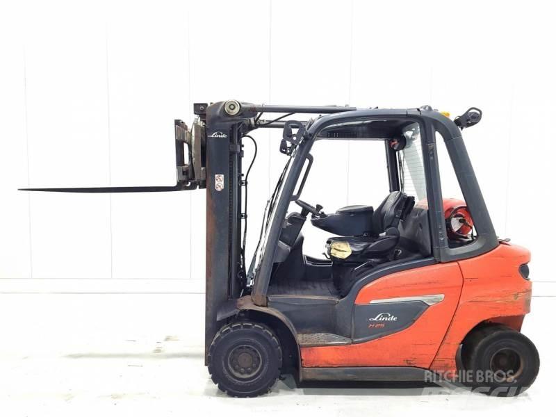 Linde H25T-01 شاحنات LPG