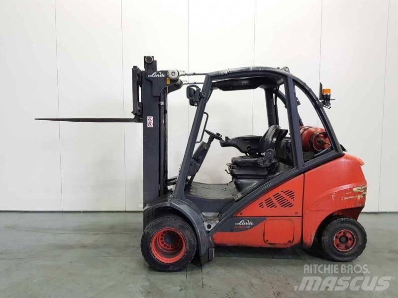 Linde H30T-02 TWIN WHEEL شاحنات LPG