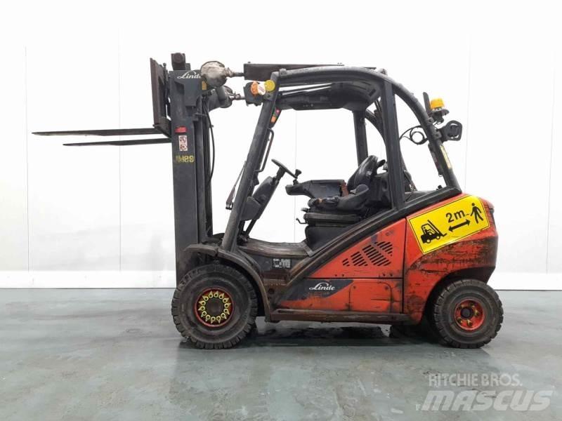 Linde H35D-02 393 شاحنات الديزل