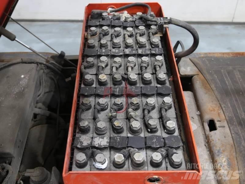 Linde P60Z 126-00 شاحنة قاطرة