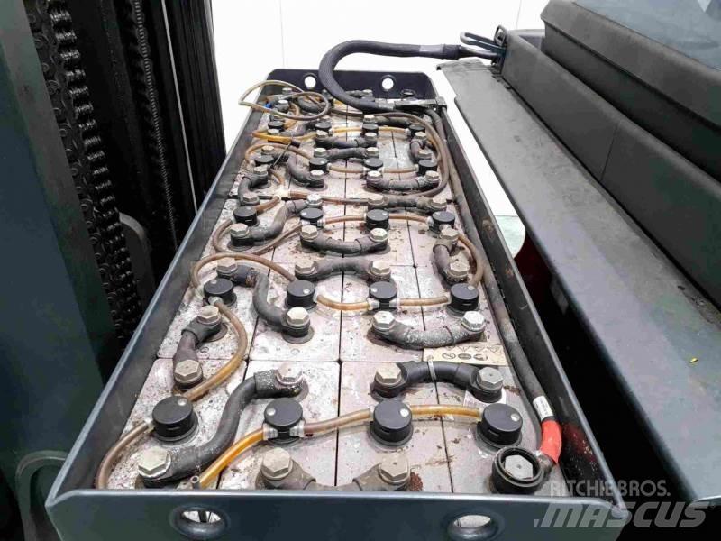 Linde R16HD-01 1120 شاحنة مناولة