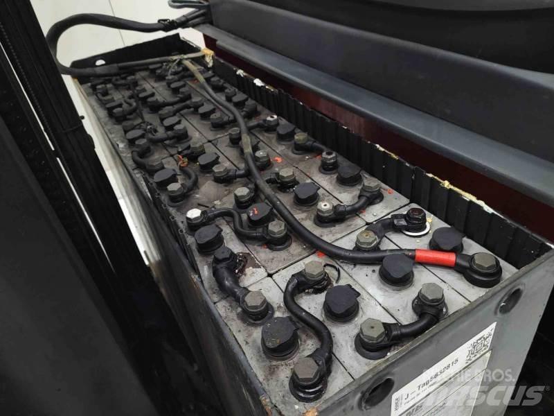 Linde R16HD-01 1120 شاحنة مناولة