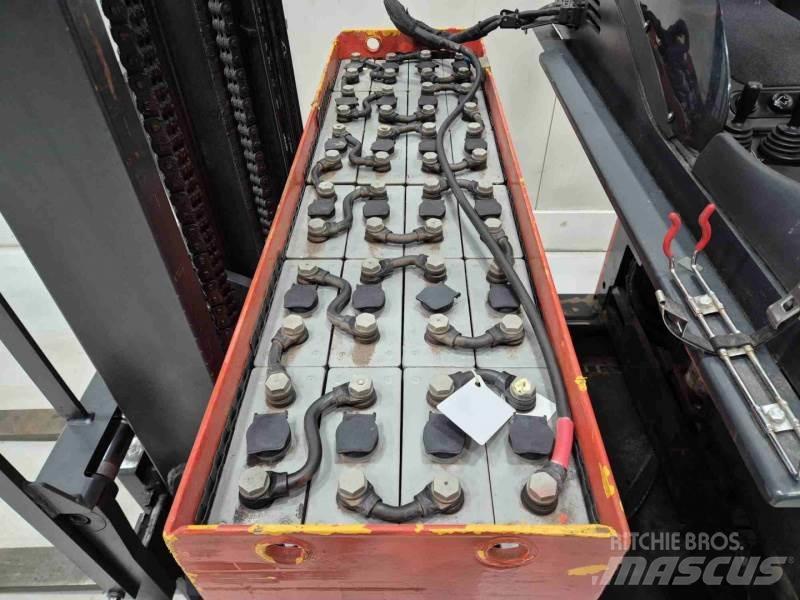 Linde R16S-12 شاحنة مناولة