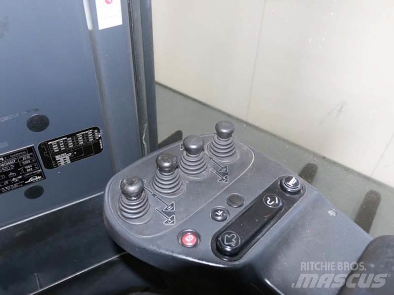 Linde R16X-02 116 شاحنة مناولة