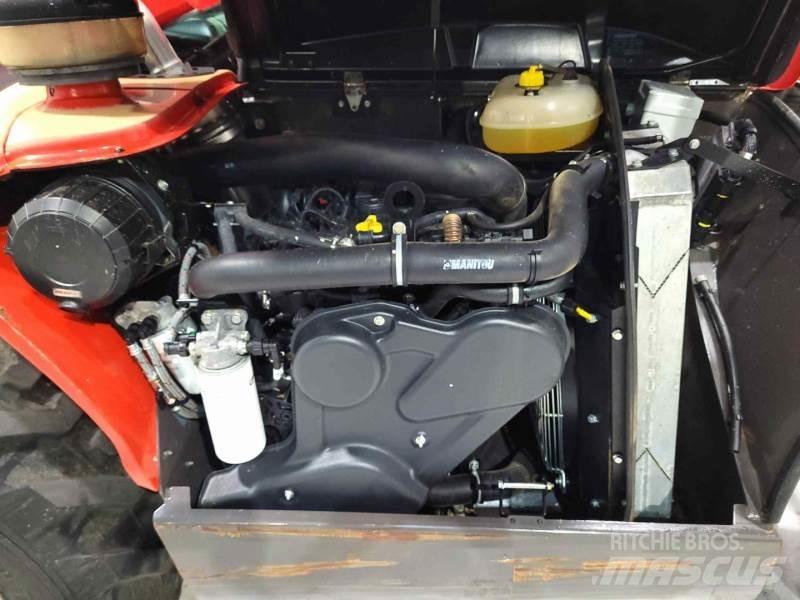Manitou MT932 مناولات متداخلة