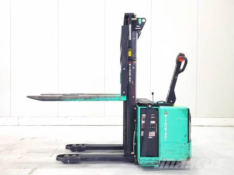 Mitsubishi SB12P شاحنات مناولة ذات منصة نقالة يدوية