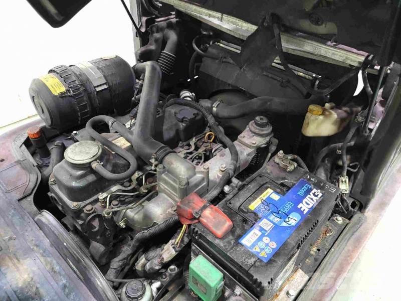 Nissan FD02A20 شاحنات الديزل