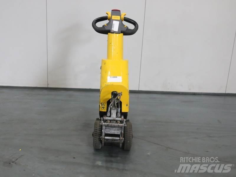  OTHER VEHICHLE SM100 PLUS أخرى