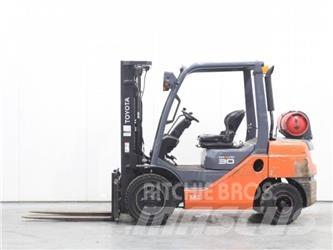 Toyota 02-8FGF30 شاحنات LPG