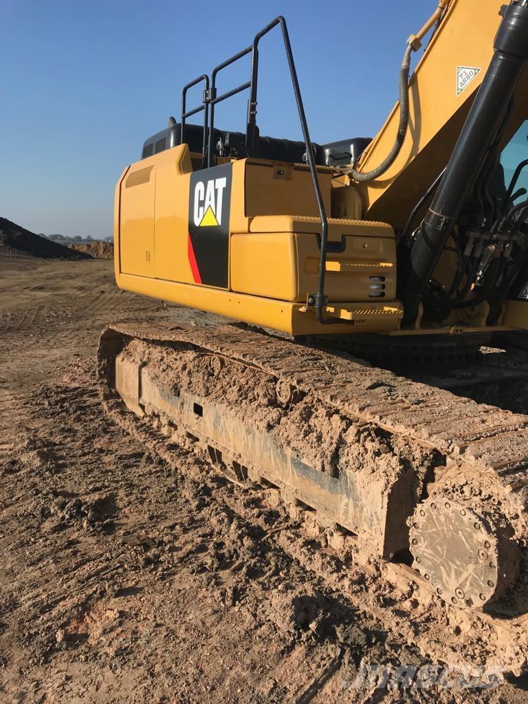 CAT 336FL حفارات زحافة