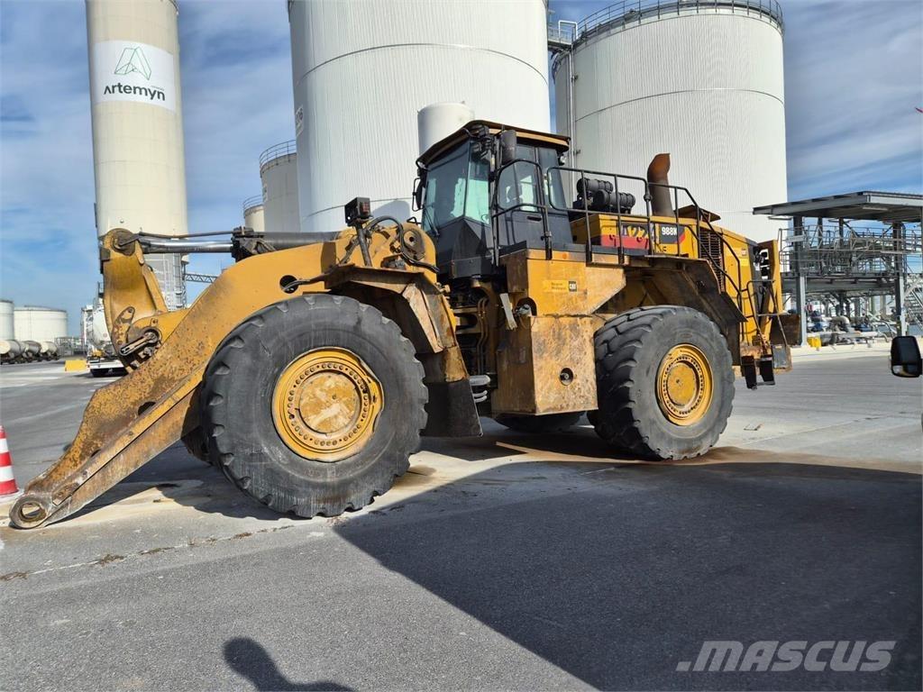 CAT 988K لوادر بعجل