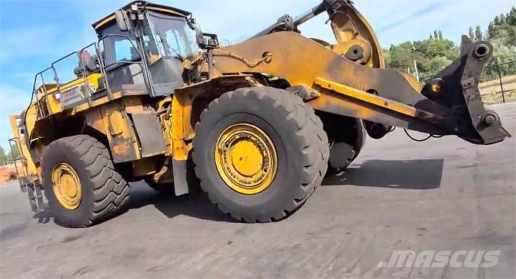 CAT 988K لوادر بعجل